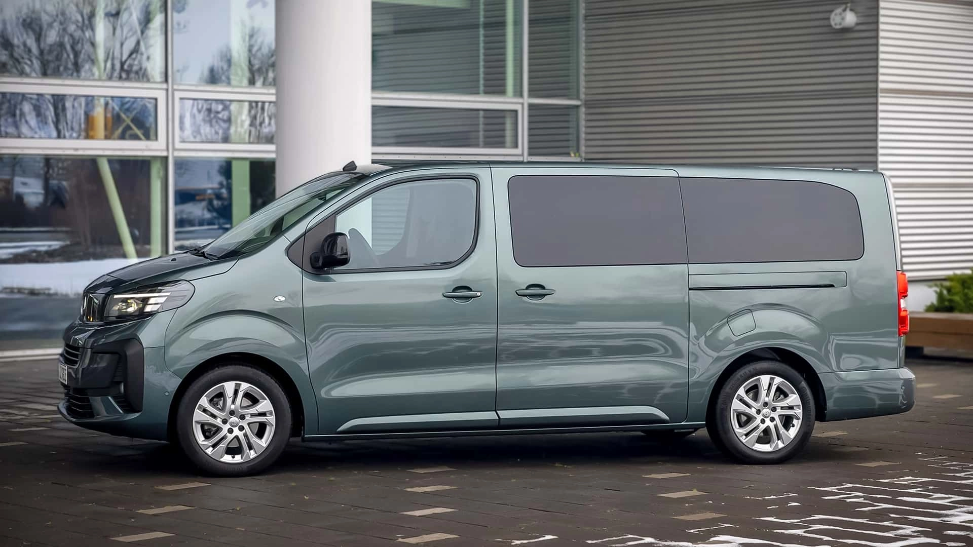 Opel zafira 2.2 diesel 2026 (3)